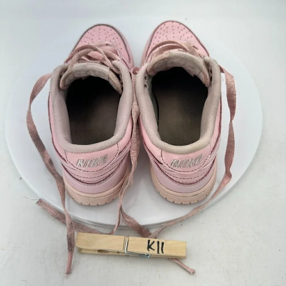 Nike Dunk Low SE Youth Sz 1Y AA3146 601 Triple Prism Pink Leather Training Shoes
